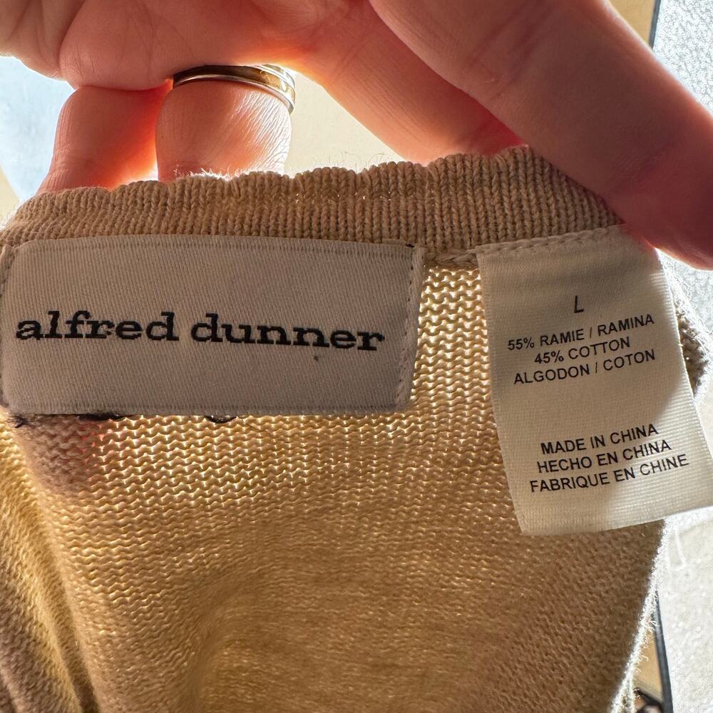 Alfred Dunner Oatmeal Embroidered Floral Short-Sleeve Cardigan – Size L - Picture 3 of 4